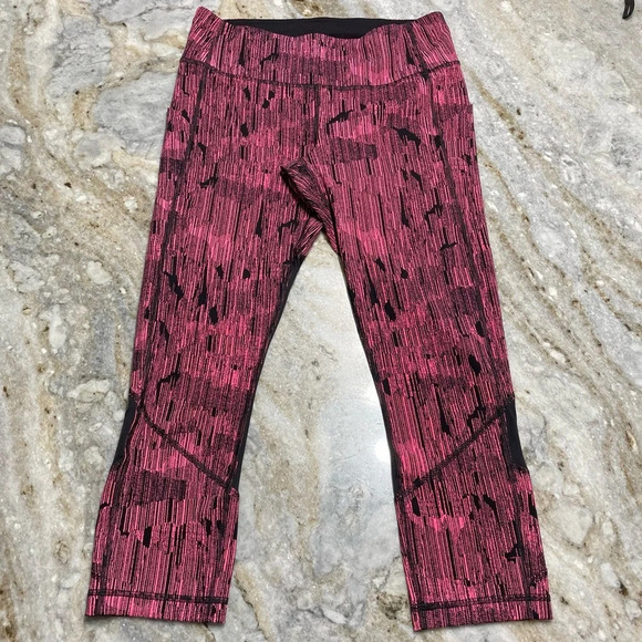Lululemon Pace Rival Crop (19") Down Pour Electric Coral Black / Black size 6 - Picture 8 of 13